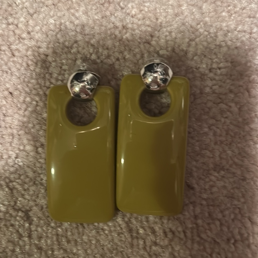 Green Shade Rectangular Earrings With Silver Acce… - image 2